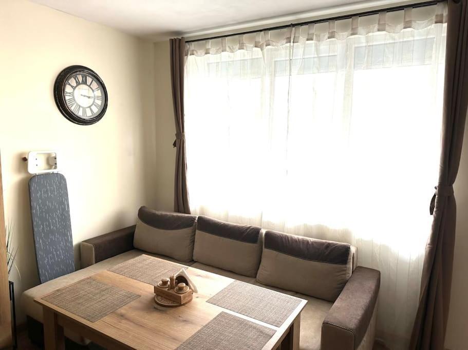 Green Park Apartment - Brand New Studio! Ruse Exterior foto