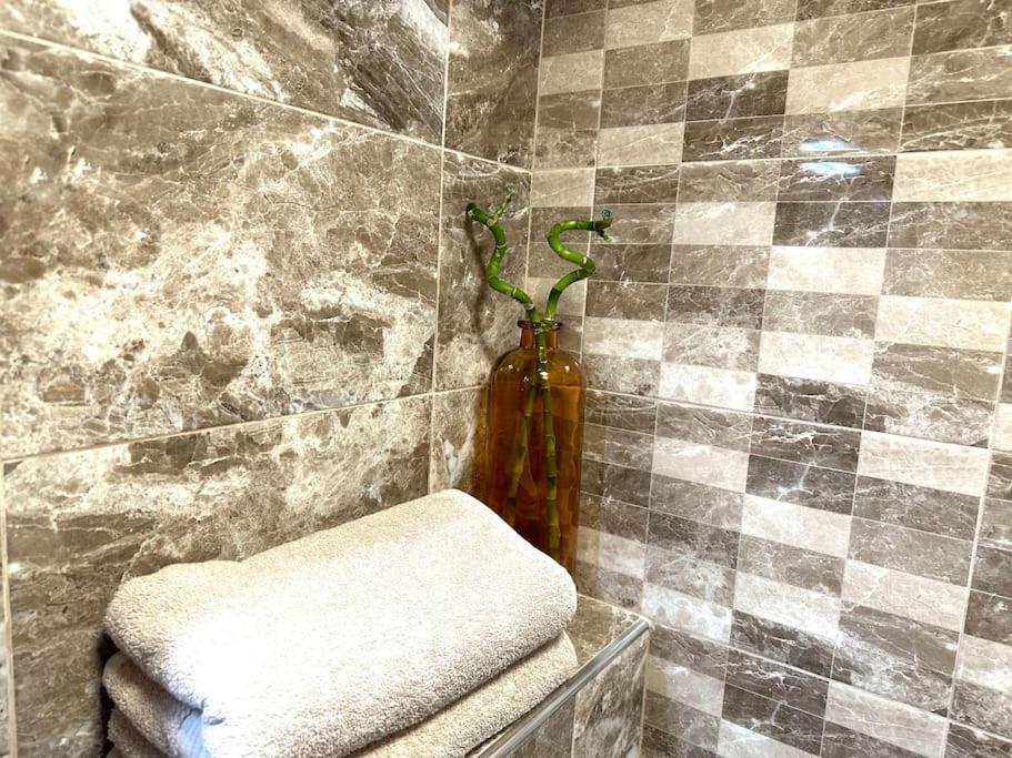 Green Park Apartment - Brand New Studio! Ruse Exterior foto